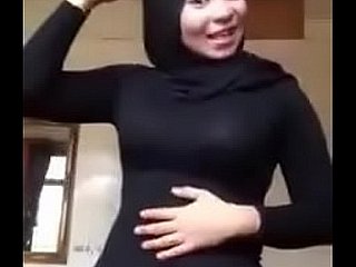Wideo Lucah Betina Kelantan Sangap Dan Desperate Konek Melay (nowy)