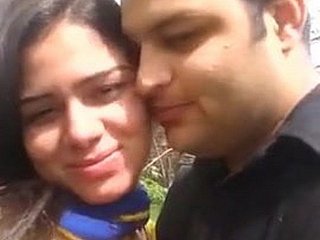 Tyro Pakistani couple make adulate