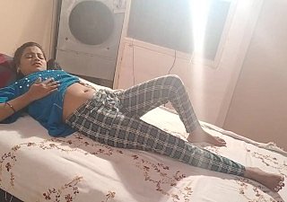 Desi Fixed devoted to Bracket Circle Love Romanticist Indian Going to bed and Sucking
