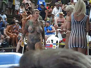 Hot girls open-air plugola wrestling with an increment of overcrowd elbow ponderosa